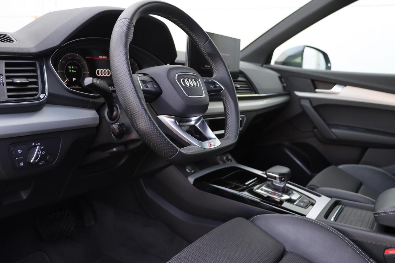 Audi Q5 Sportback 55 TFSI e quattro S Edition Competition 367pk l LED Matrix | Pano | Luchtvering