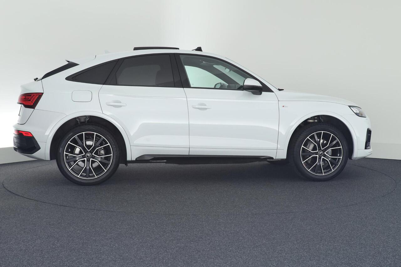 Audi Q5 Sportback 55 TFSIe 367pk 2x S-Line Camera Stoelverwarming Panoramadak Virtual Cockpit