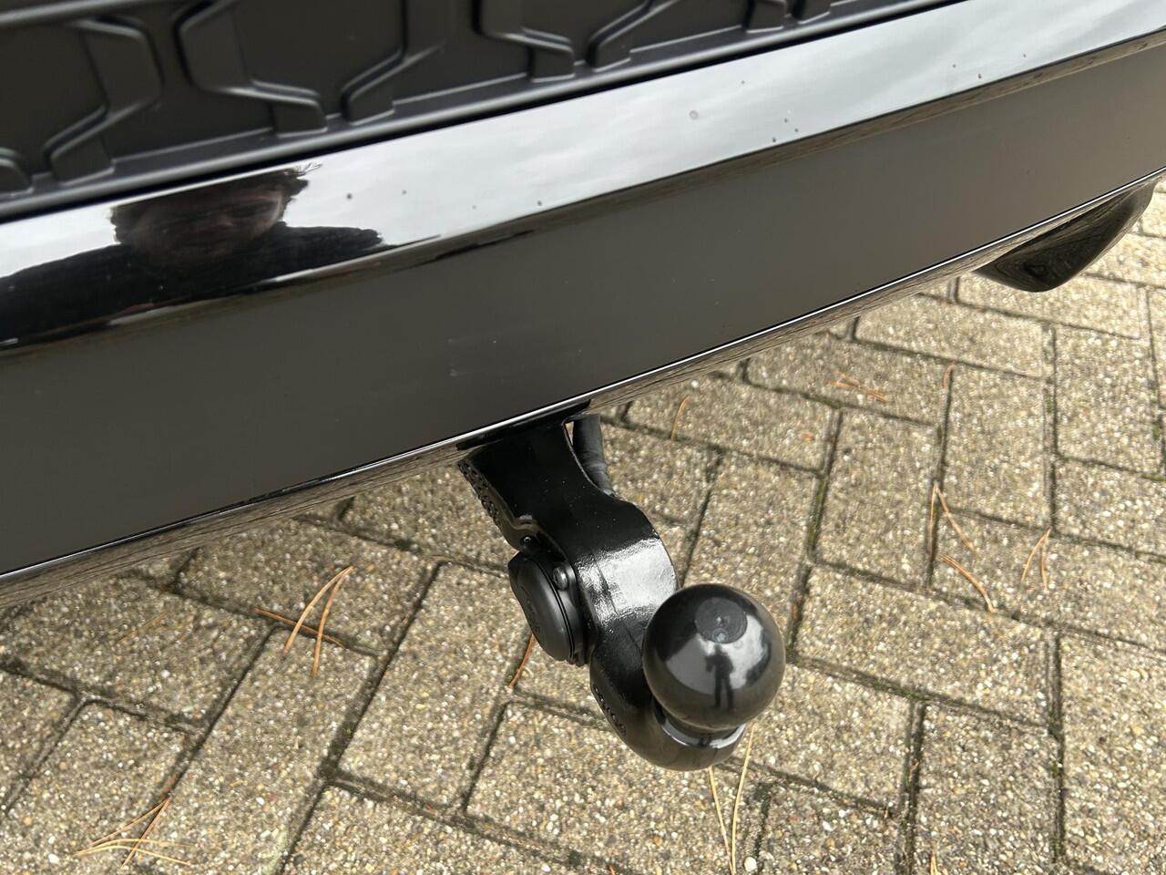 Audi Q5 Sportback S edition Competition 2.0 TFSI e 270 kW / 367 PK S Zwart Leder | Head-Up Display | Trekhaak | Luchtvering | Matrix | Keyless Entry | Bang & Olufsen | Sfeerverlichting | Adaptieve Cruise Control |