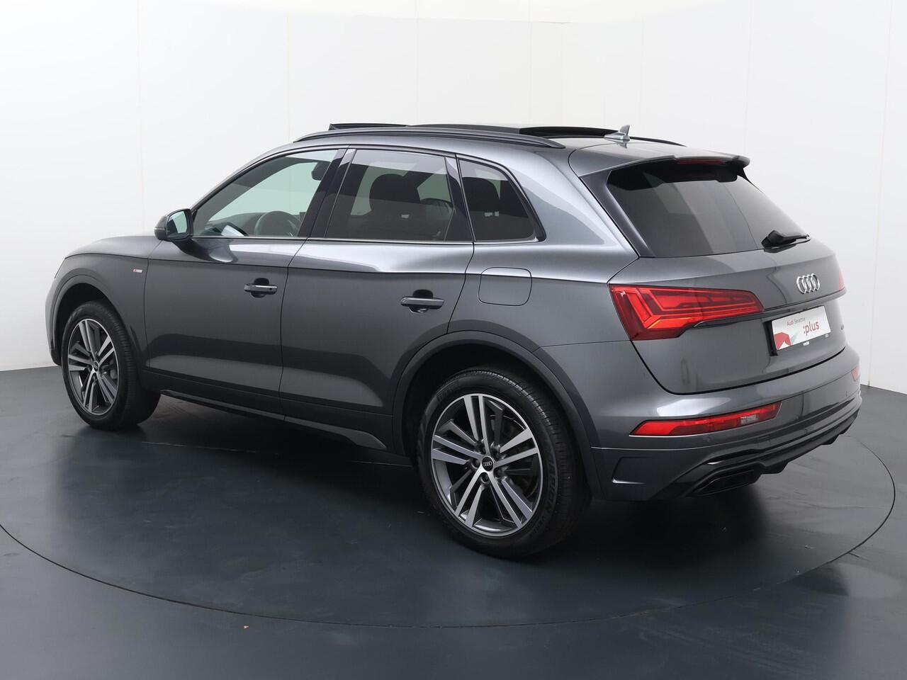 Audi Q5 55 TFSI e Quattro S edition | 367 PK | Zwenkbare trekhaak | Panoramadak | Bang & Olufsen Premium Soundsystem | Virtual Cockpit | S Line Sportpakket |
