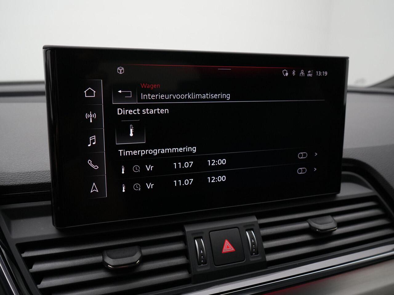 Audi Q5 50 TFSI e 299 pk S-tronic quattro S edition | Panoramadak | Leder/alcantara | Matrix LED | Achteruitrijcamera | Stoelverwarming