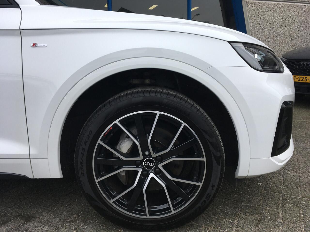 Audi Q5 55 TFSI e S-line Black Edition