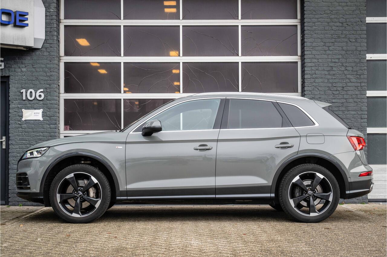 Audi Q5 55 TFSI e quattro Competition 367 PK, S Line, Pano, B&O, Top View, Matrix, RS Stoelen LM20