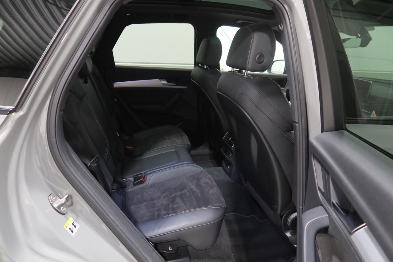 Audi Q5 45 TFSI quattro I S edition I Nardo Grijs I S-Line I Panoramadak