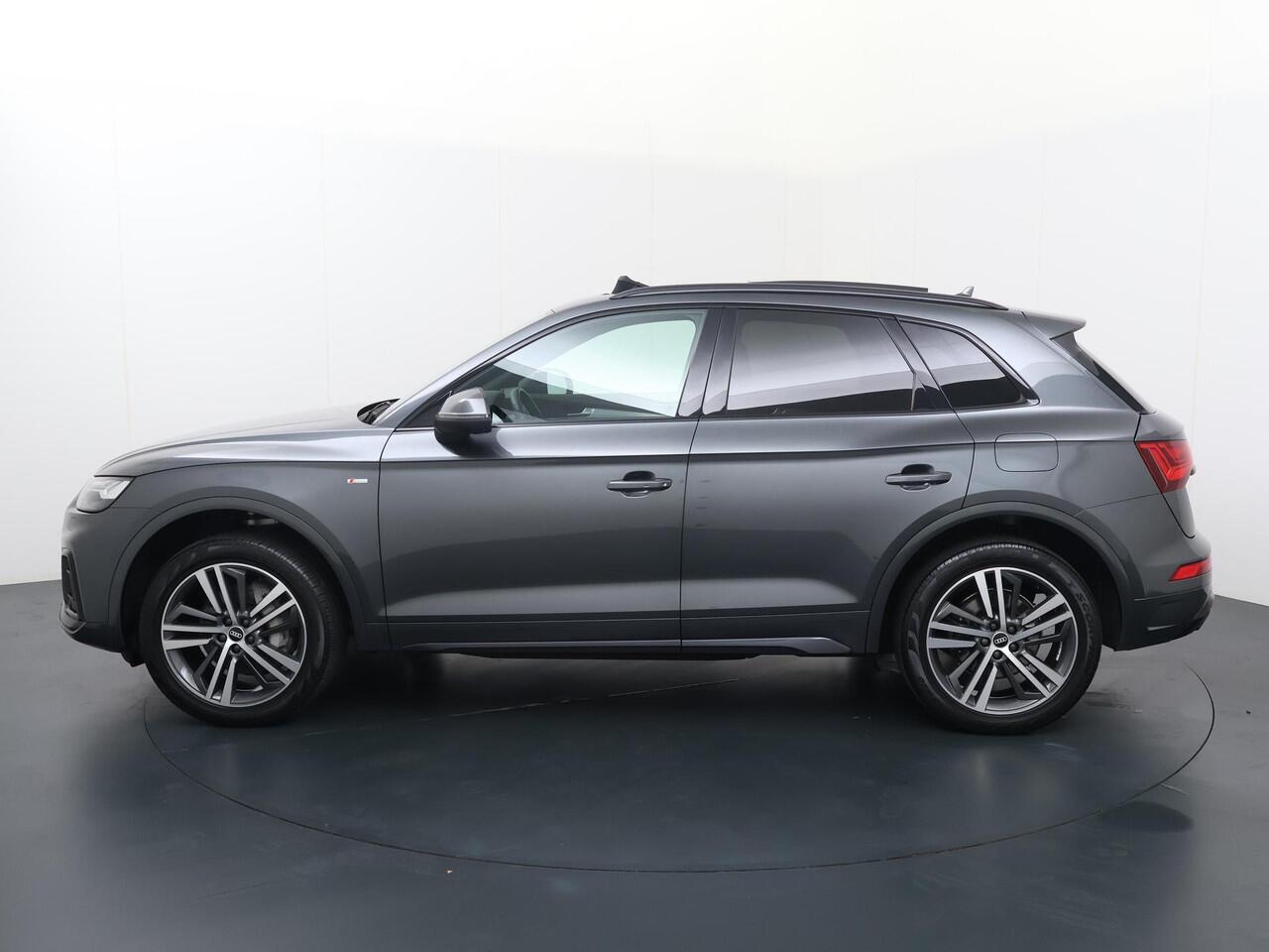 Audi Q5 55 TFSI e Quattro S edition | 367 PK | Zwenkbare trekhaak | Panoramadak | Bang & Olufsen Premium Soundsystem | Virtual Cockpit | S Line Sportpakket |