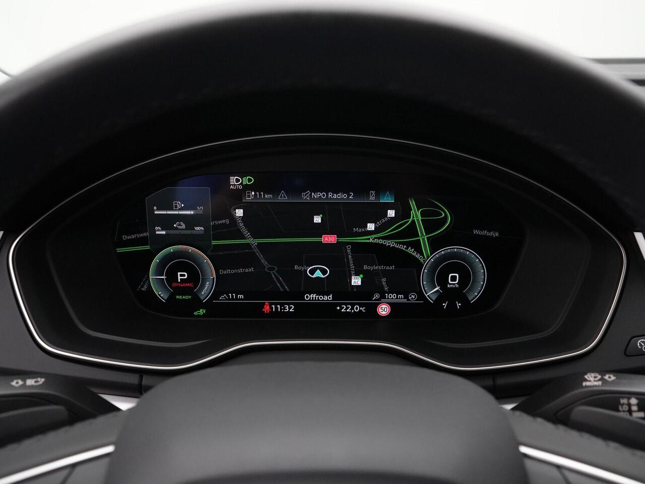 Audi Q5 50 TFSI e 299 pk S-tronic Advanced edition | Panoramadak | Trekhaak | Achteruitrijcamera | Navigatie | Stoelverwarming