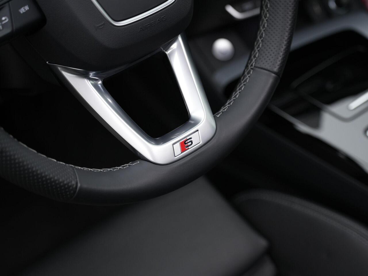 Audi Q5 50 TFSI e 299 pk quattro S-Line | Panoramadak | Trekhaak | Fijnnappa leder | Geheugenstoel | Matrix LED | Achteruitrijcamera