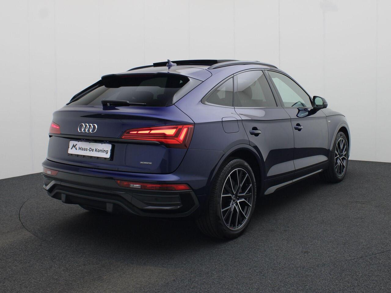Audi Q5 Sportback 50 TFSIe 220kW/299PK S Line · Panoramadak · Camera · Head-UP Display · Luchtvering · Trekhaak ·