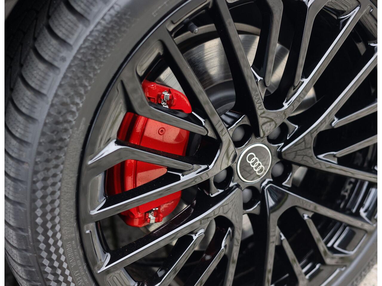 Audi Q5 Sportback e-hybrid quattro S edition Competition