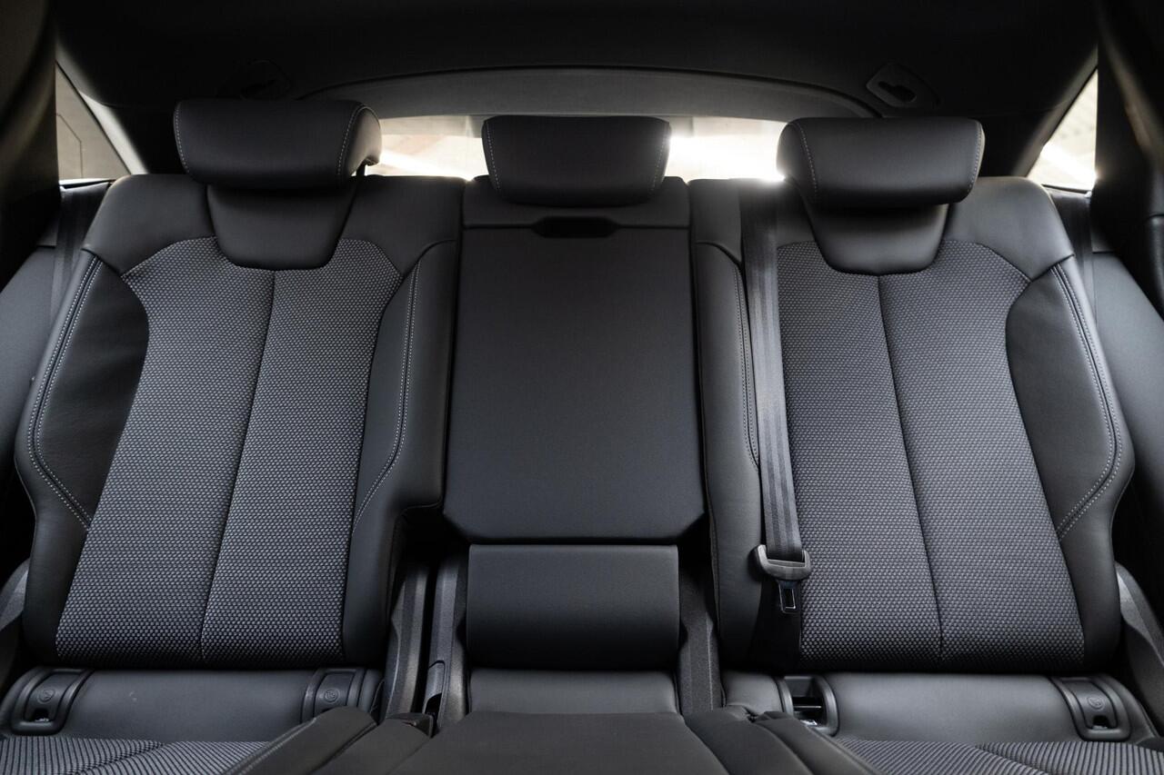 Audi Q5 Sportback 50 TFSI e S edition | Tour | Matrix | Optiek Zwart |