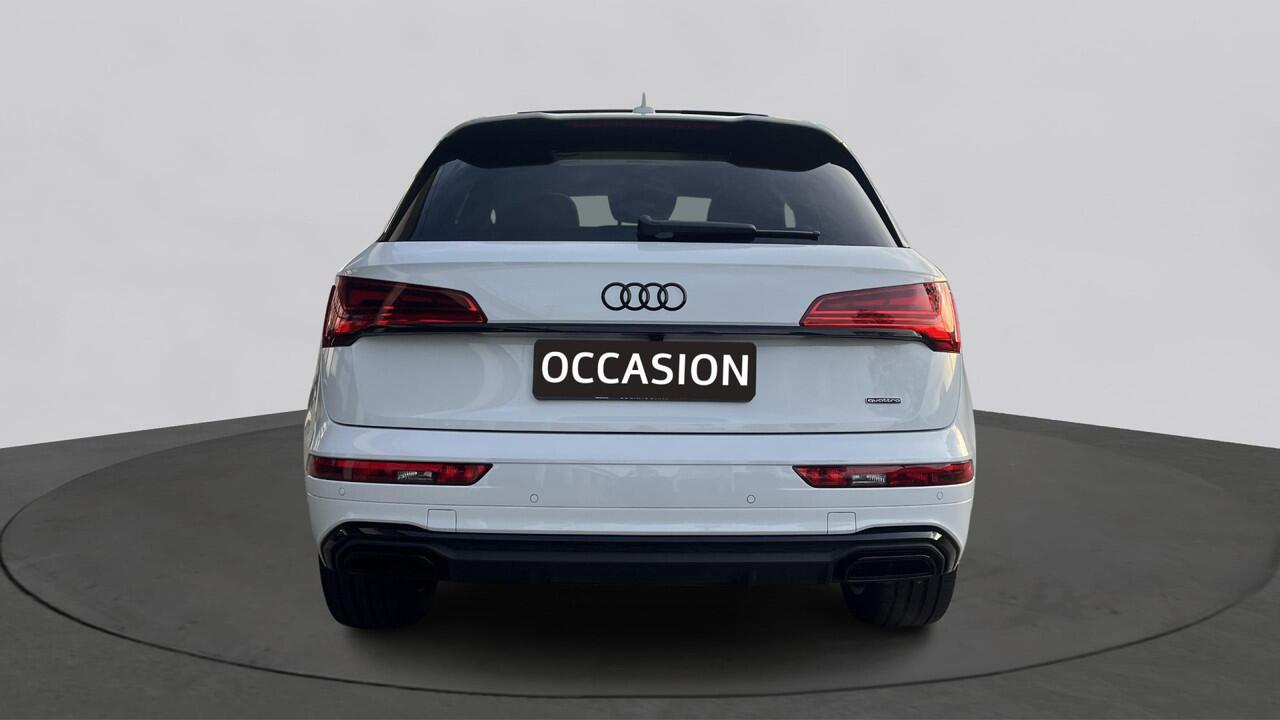 Audi Q5 50 TFSI eHybrid 299pk PHEV Quattro S edition / Panoramadak / Trekhaak / 360 Camera