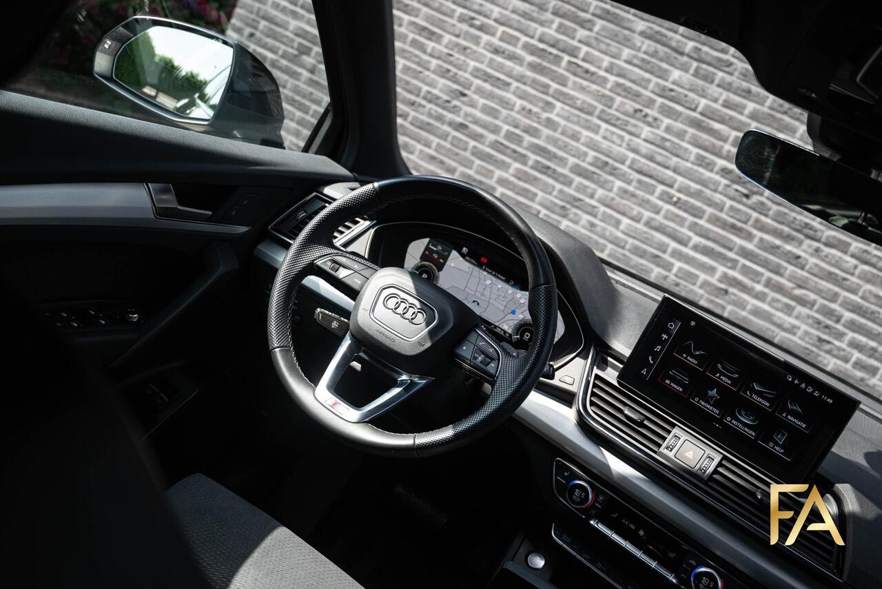 Audi Q5 50 TFSI e S Line 20Inch|LED|Trekhaak|Alcantara