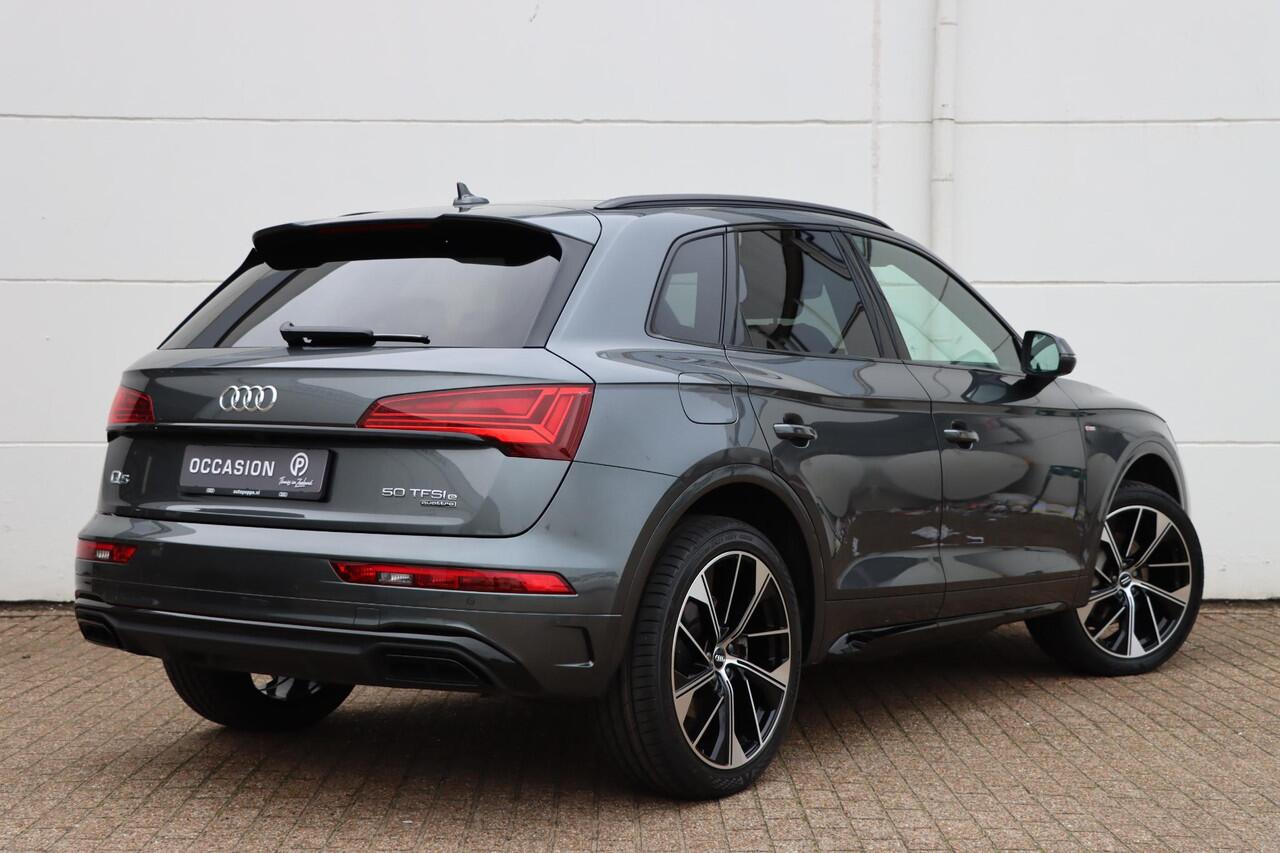 Audi Q5 50 TFSI e S edition Competition quattro 300pk S-Tronic | Panoramadak | Zwart optiek | Elektrische achterklep