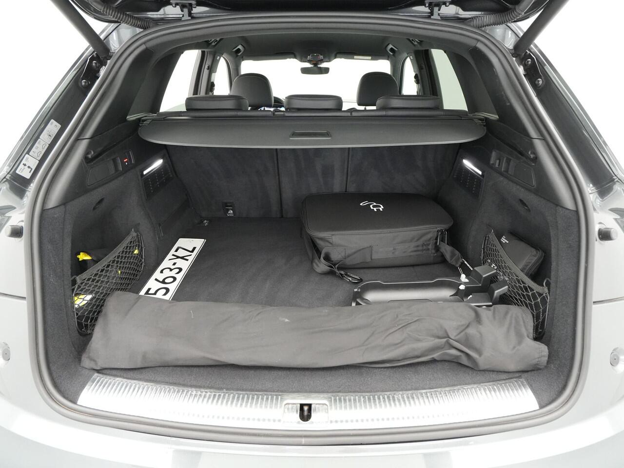 Audi Q5 50 TFSI e 300pk quattro S-Line edition Navigatie Wegkl. trekhaak 360 Camera Stoelverwarming 69