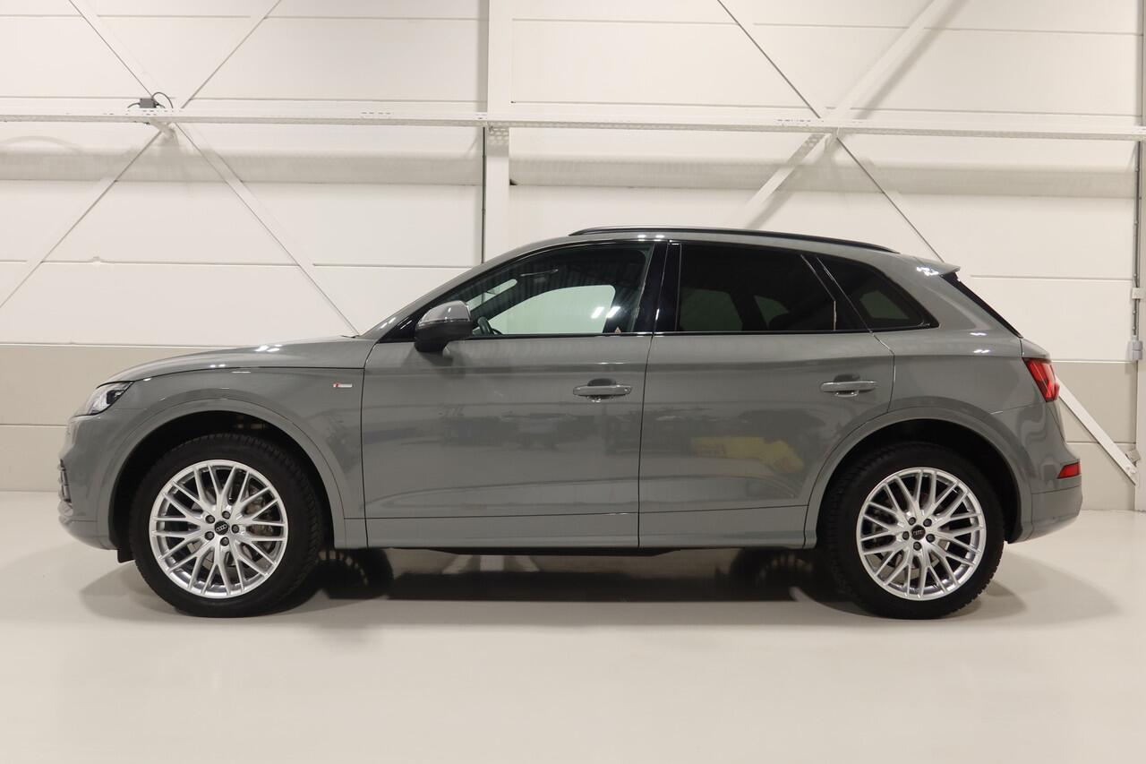 Audi Q5 45 TFSI quattro I S edition I Nardo Grijs I S-Line I Panoramadak