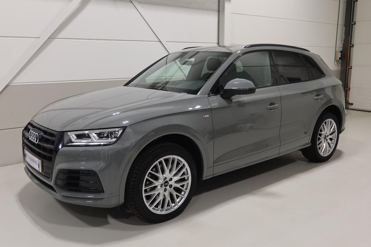 Audi Q5 45 TFSI quattro I S edition I Nardo Grijs I S-Line I Panoramadak
