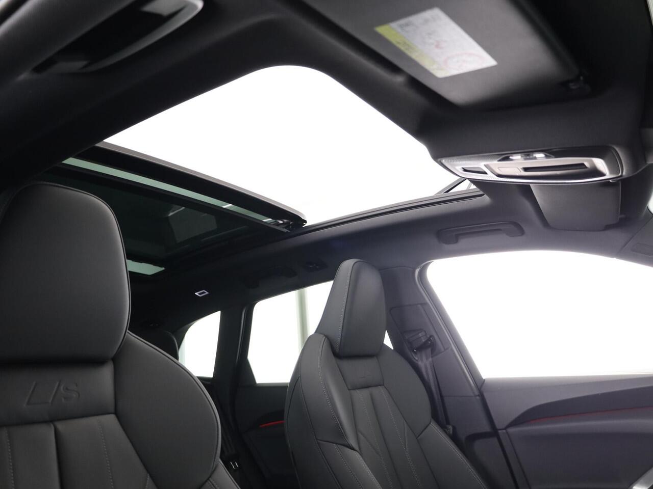 Audi Q5 2.0 TFSI e-hybrid quattro S edition Competition | Mmi experience pro | Glazen panoramadak | Tech plus | Privacy glas |