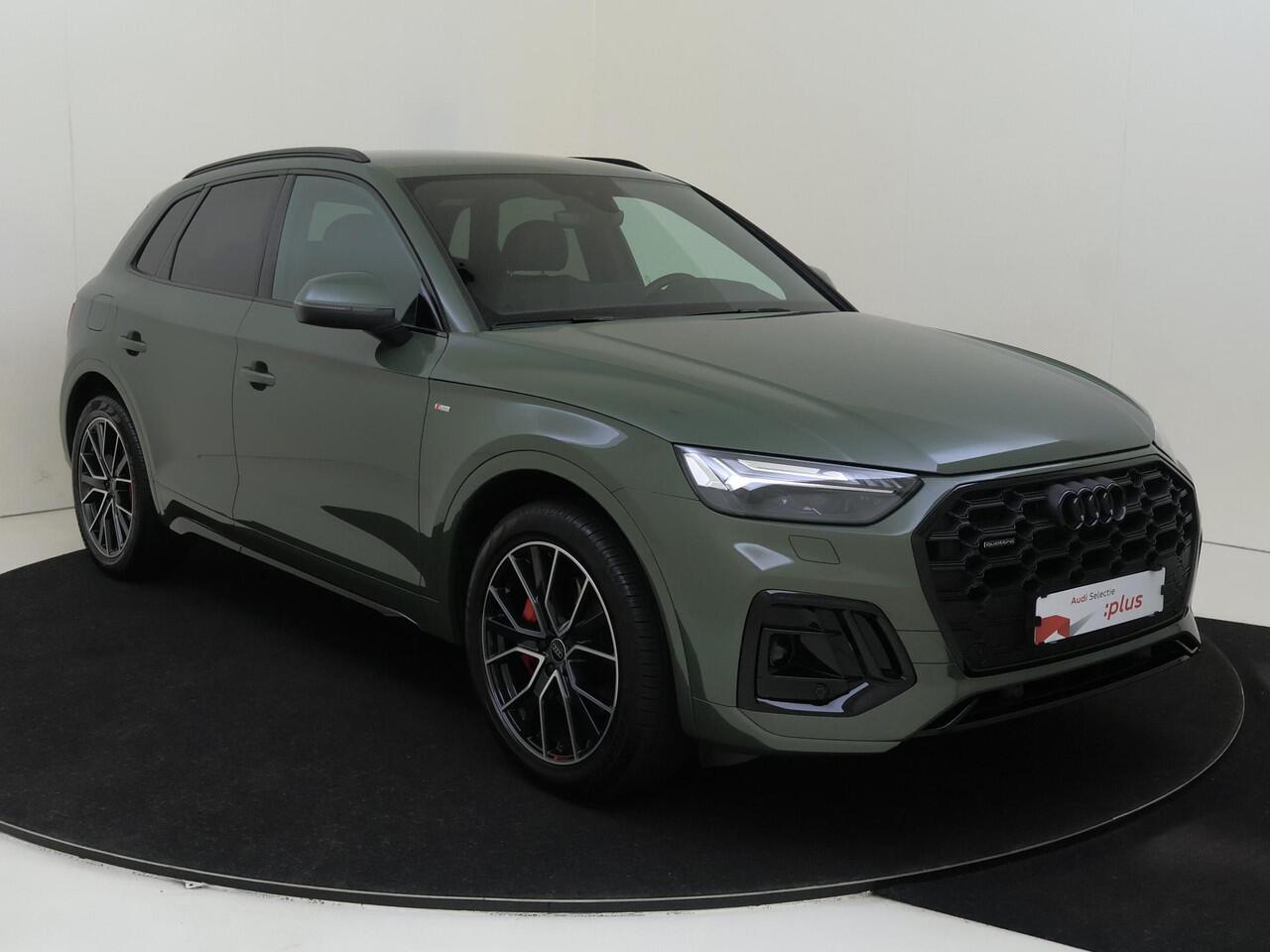 Audi Q5 50 TFSI e S edition Competition | Luchtvering | Trekhaak | LED matrix verlichting | Stoelverwarming voor en achter | Virtual cockpit Plus | Adaptieve cruise control | CarPlay |