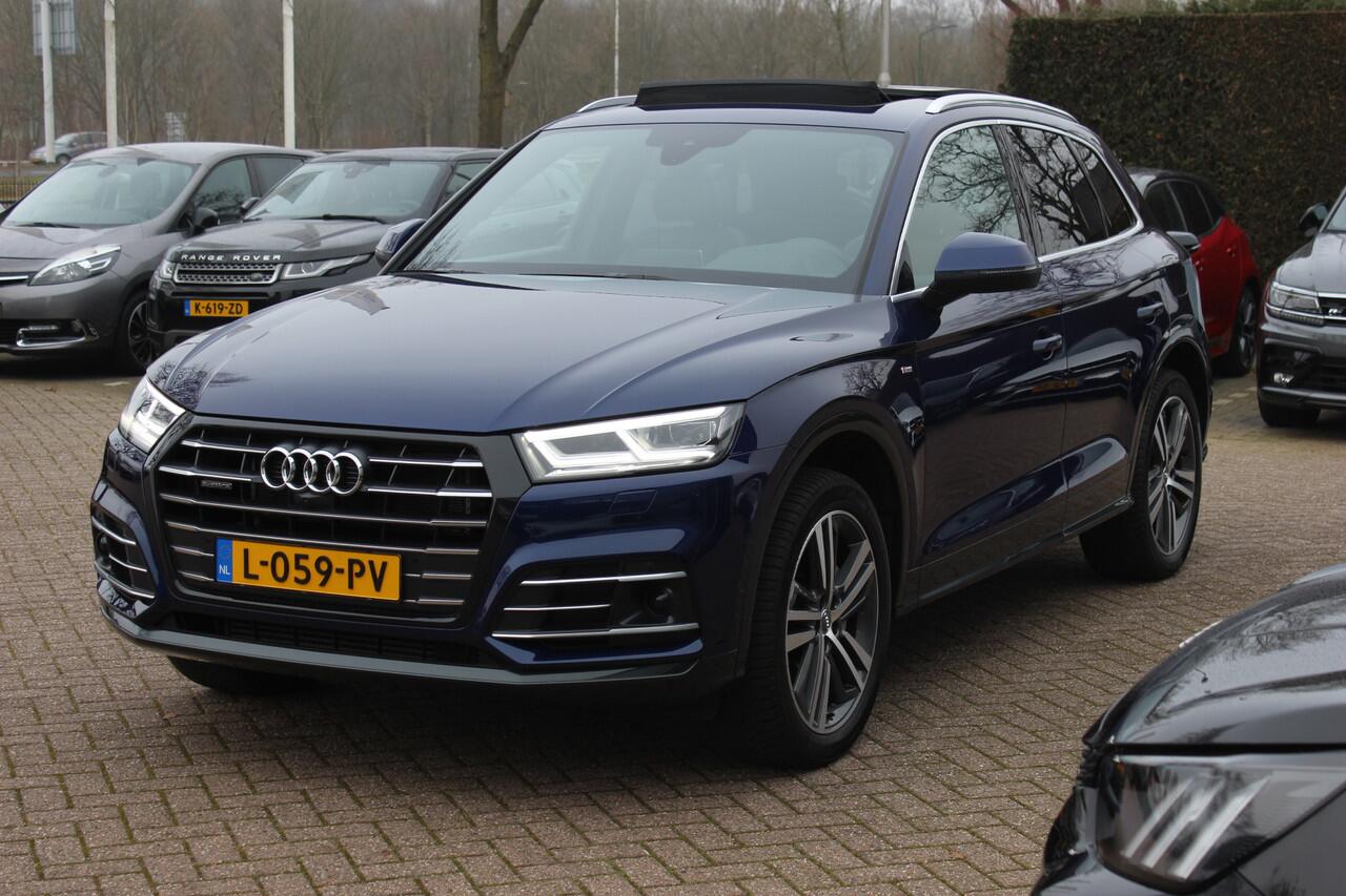 Audi Q5 55 TFSI e quattro Competition 32.038 km! / Panoramadak / 360Camera / RS Seats / B&O / 20'' / Matrix LED / Keyless / Virtual Cockpit / Stoelverwarming 4x / Dodehoek / DAB / ACC