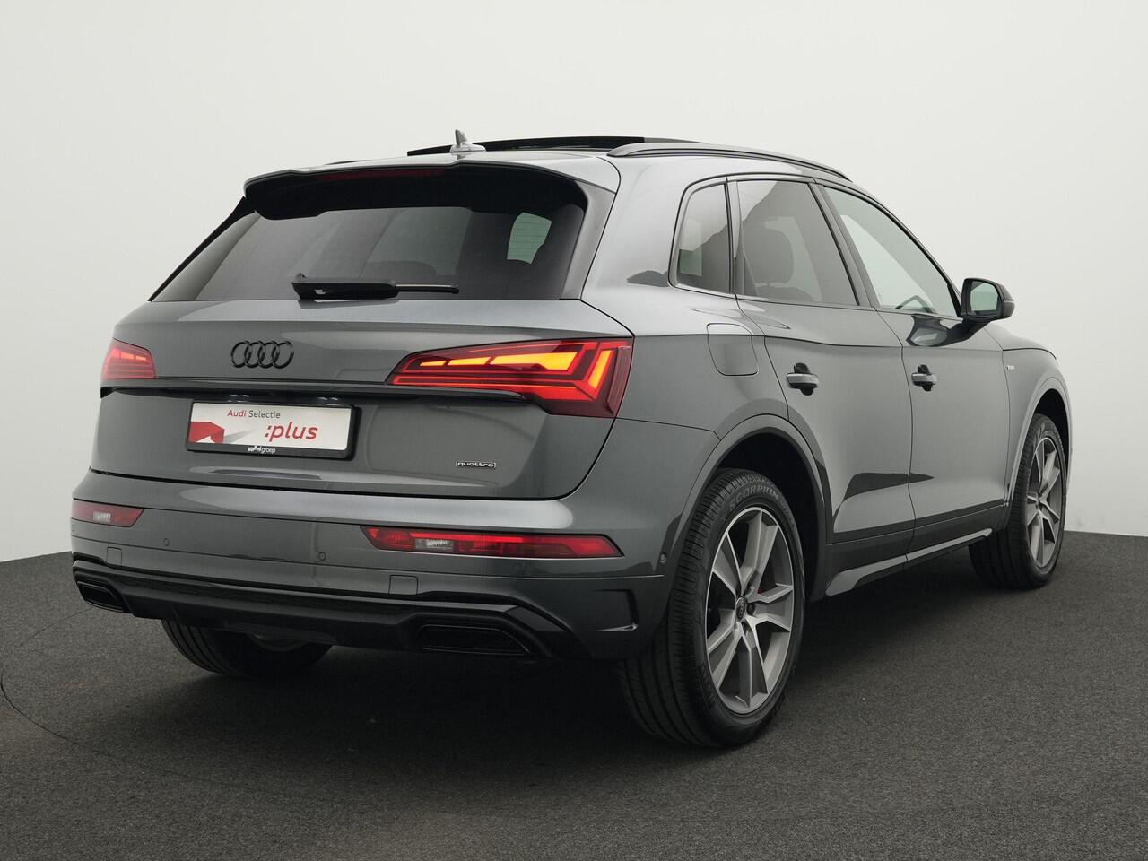 Audi Q5 55 TFSI e 367 pk S-tronic S edition Competition / S-Line | Panoramadak | Trekhaak | Fijnnappa leder | Rondomzicht camera | Bang & Olufsen | Matrix LED | Elektr. verstelbare stoel