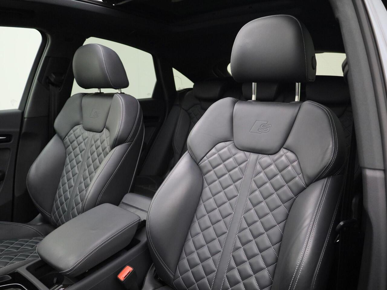 Audi Q5 Sportback 55 TFSIe 270Kw/367PK S Line · Panoramadak · Bang & Olufsen · Leder · Trekhaak · Adaptive Cruise Control · Garantie t/m 03-09-2029 of 100.000km