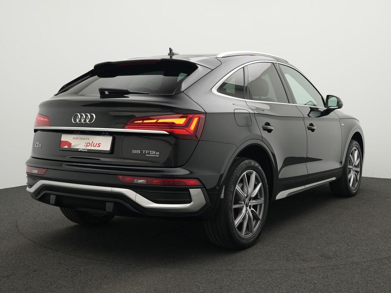 Audi Q5 Sportback 55 TFSI e 367 pk S-tronic S edition | Rondomzicht camera | Matrix LED koplampen | Standkachel | Adaptive cruise | Sportstoelen | Optiekpakket zwart | 20 inch