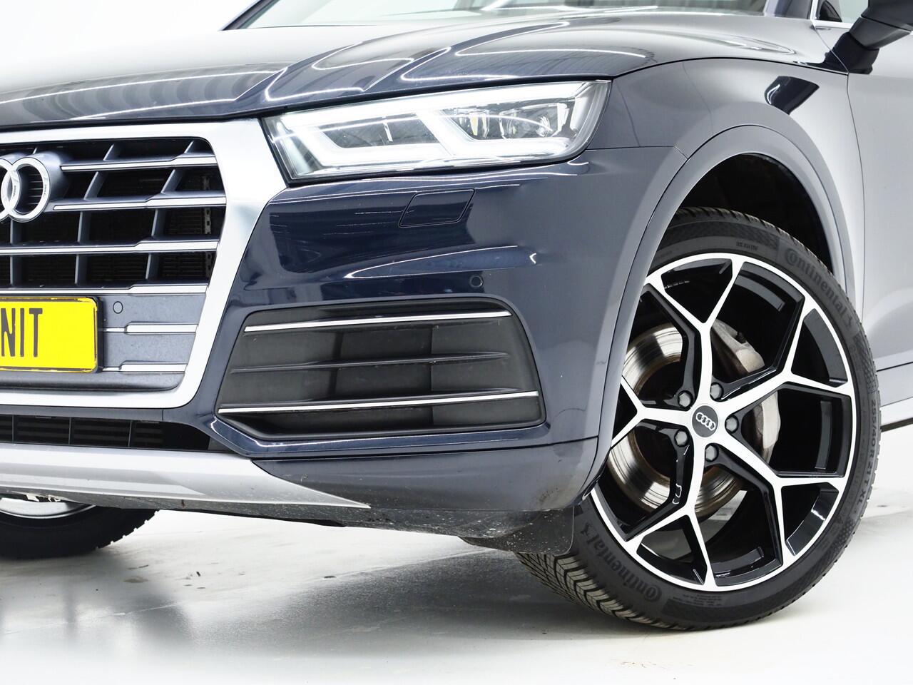 Audi Q5 50 TFSI e Quattro 299PK | Panoramadak | Camera | Virtual | BLIS | DAB | Stoelverwarming | Carplay