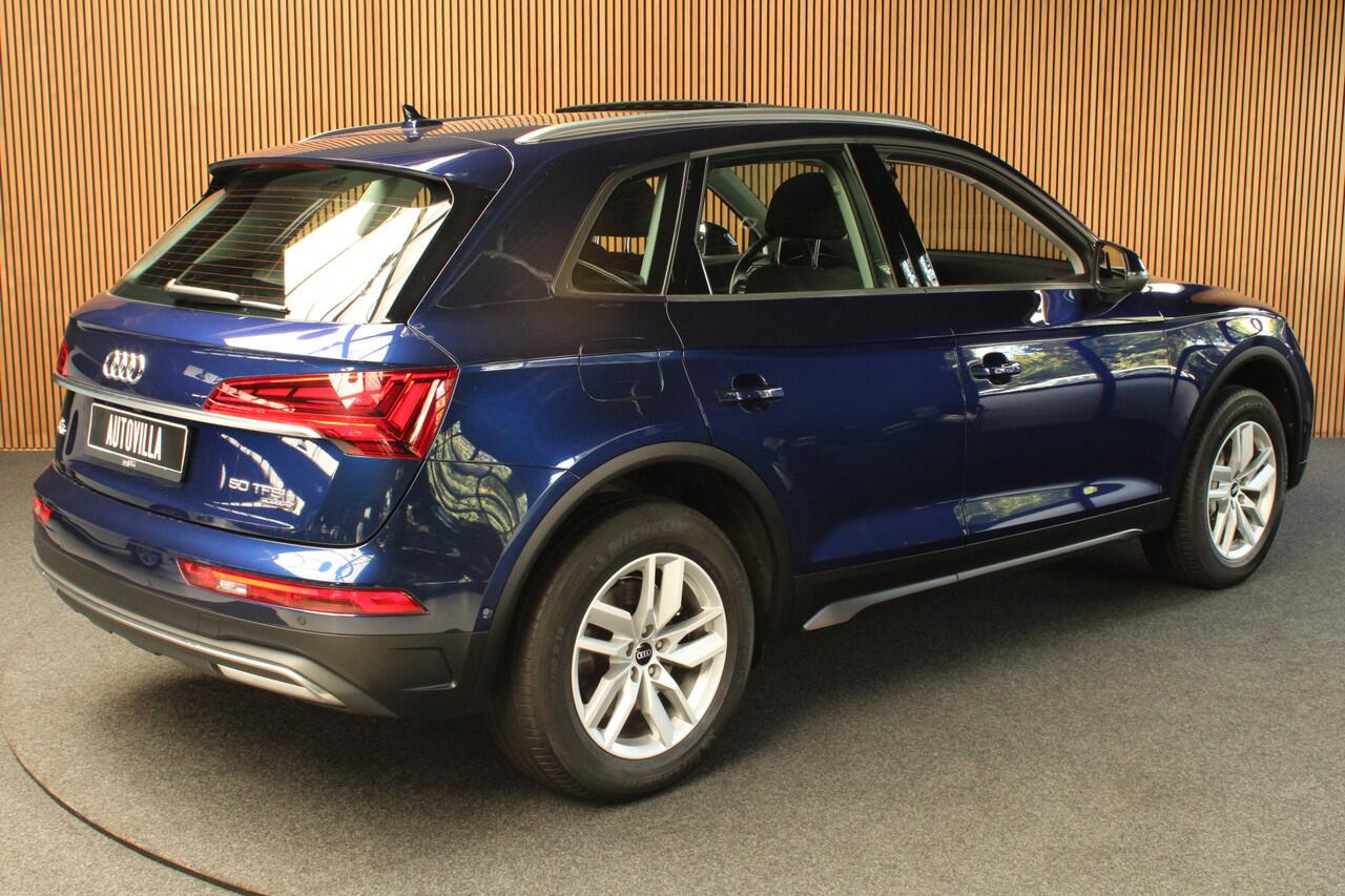 Audi Q5 50 TFSI e quattro Panodak 360° Virtual Memory seats ACC Elektr. uitklapbare trekhaak Elektr. bedienbaar achterklep Assistentiepakket 'Tour' Sportstoelen PDC Keyless Climate (3-zone) Stoelverwarming Cruise LM velgen BTW auto
