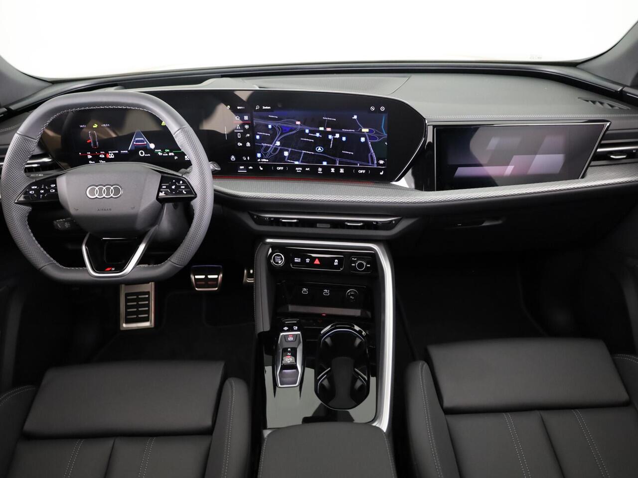 Audi Q5 2.0 TFSI e-hybrid quattro S edition Competition | Mmi experience pro | Glazen panoramadak | Tech plus | Privacy glas |