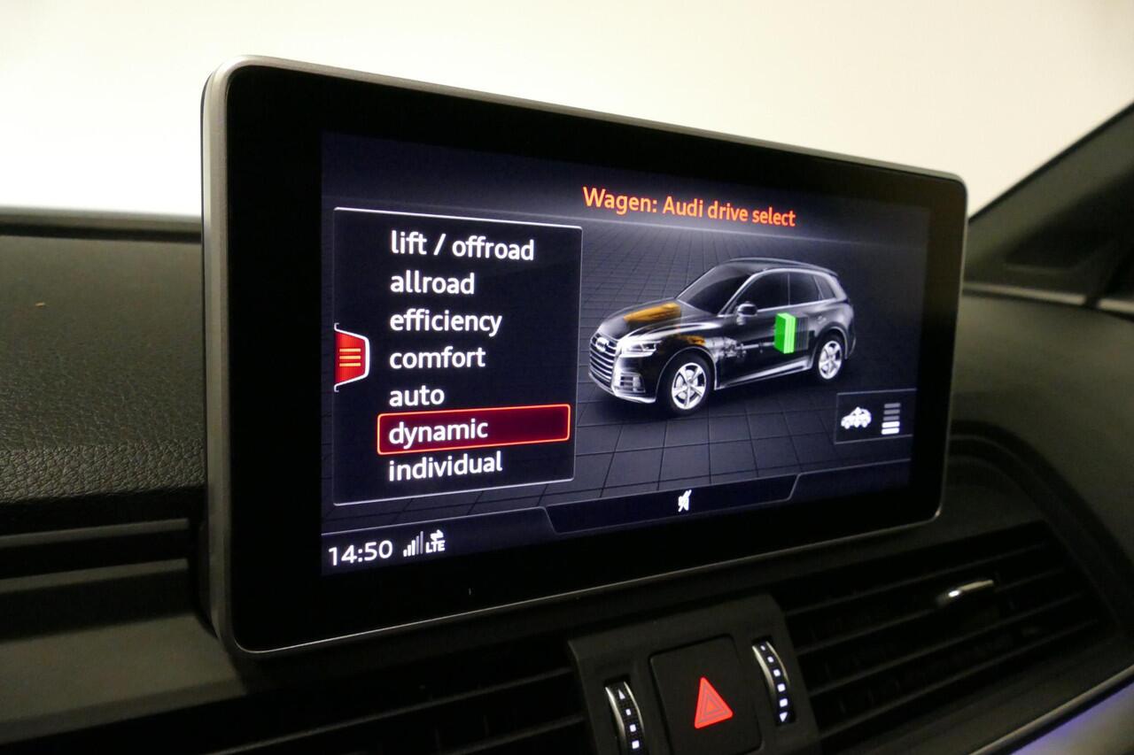 Audi Q5 55 TFSI e quattro Competition S Edition / Maxton Design Bodykit V.2 / Panoramadak / Luchtvering / Elektr. verstelbare voorstoelen / Bang & Olufsen Sound System / Matrix LED Koplampen / Rondomzichtcamera / Apple Carplay - Android Auto / Ambienteverlichting