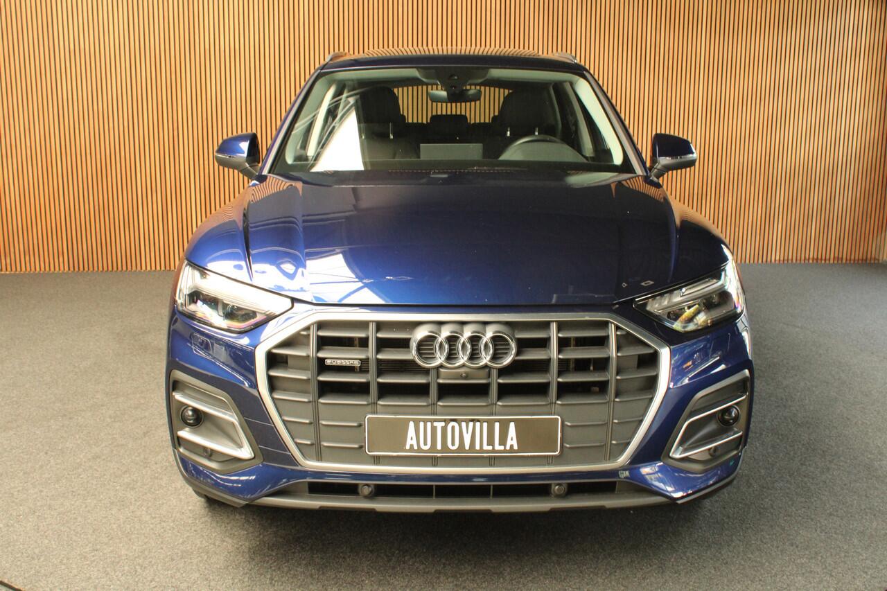 Audi Q5 50 TFSI e quattro Panodak 360° Virtual Memory seats ACC Elektr. uitklapbare trekhaak Elektr. bedienbaar achterklep Assistentiepakket 'Tour' Sportstoelen PDC Keyless Climate (3-zone) Stoelverwarming Cruise LM velgen BTW auto