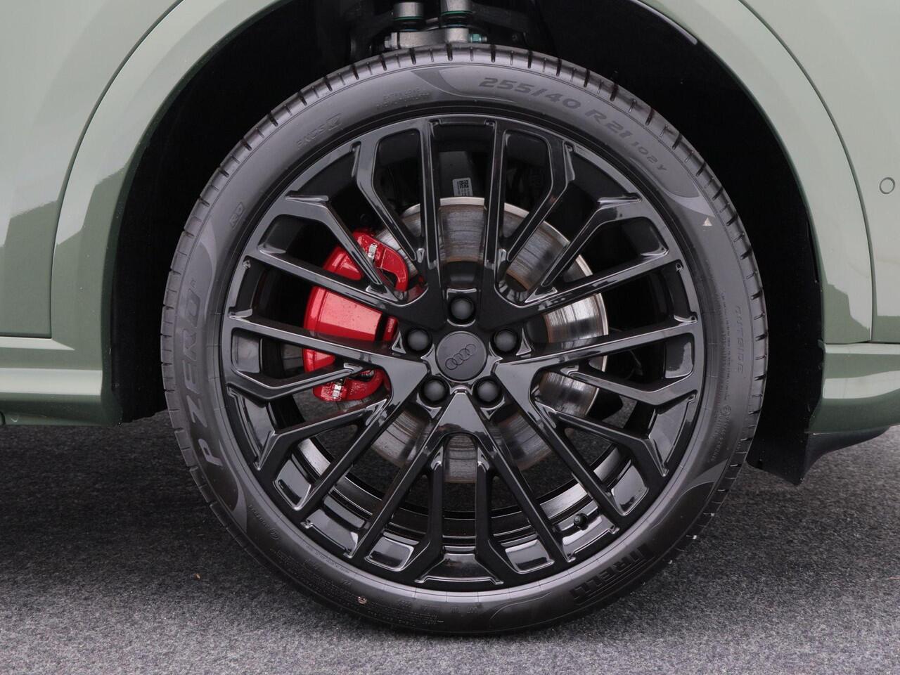 Audi Q5 S edition Competition 2.0 e-hybrid | 367 Pk | 21 inch | Adaptieve Luchtvering | Panorama dak | Privacy glas | Sportstoelen | Navigatie |