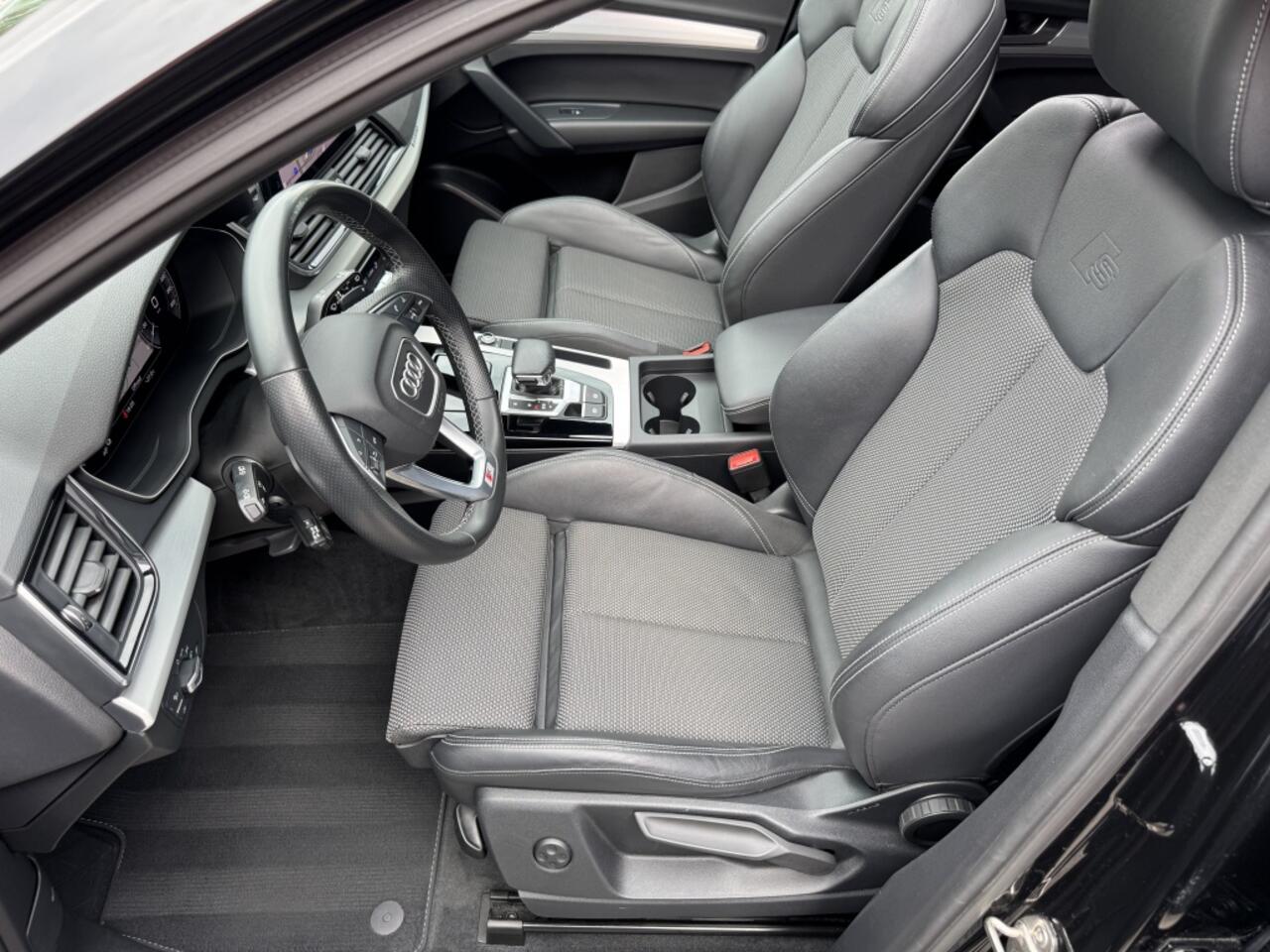 Audi Q5 50 TFSI e S-Line Black Ed. Pano Sfeerverlichting Camera