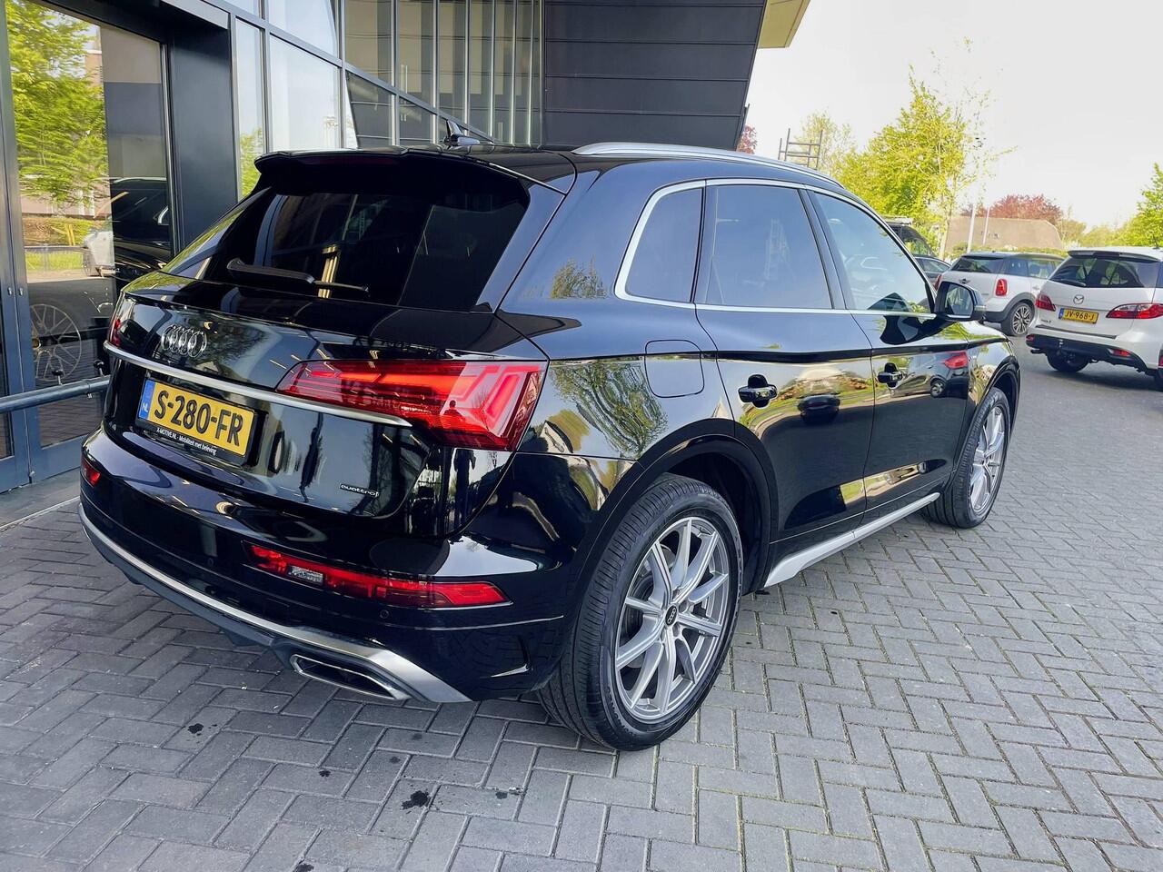 Audi Q5 40 TFSI S edition | Slechts 8000km! | Luchtvering | Tour Ass pack | Panodak | Etc.. 1 eig | Org NL