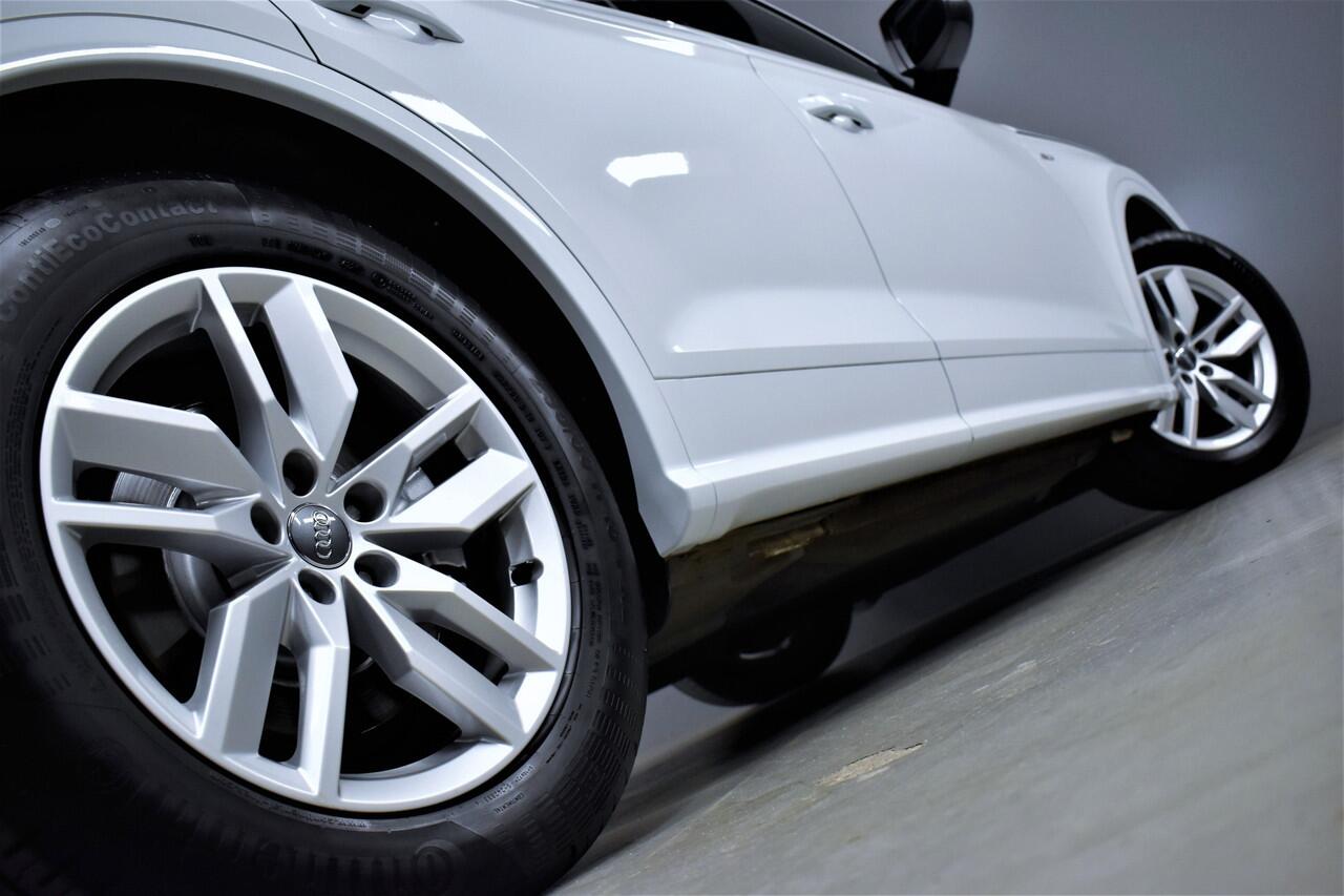 Audi Q5 50 TFSI e 299pk Quattro S-Line 1e. Eig Dealer OH Pano/Luchtvering/Trekhaak/Camera/Keyless/Navi/Led/Lmv18''