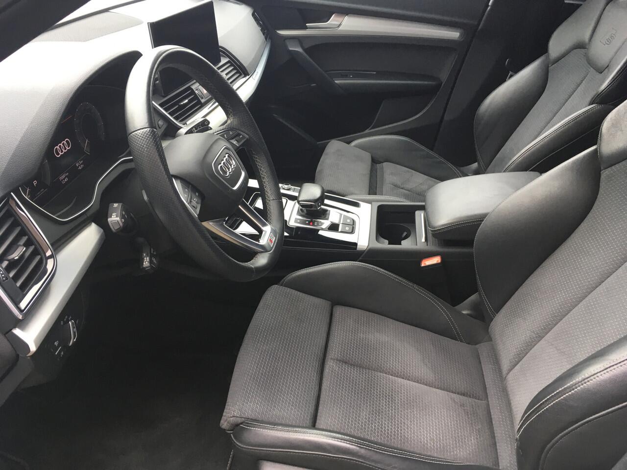 Audi Q5 55 TFSI e S-line Black Edition