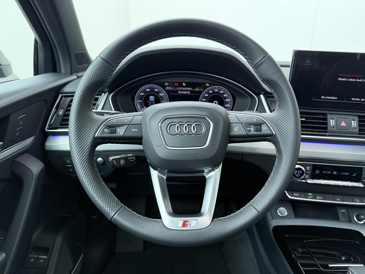 Audi Q5 Sportback 55 TFSI e S edition Competition | 367 PK | Trekhaak | Panoramadak | Luchtvering | Head-up Display | 21" LM velgen | S line |