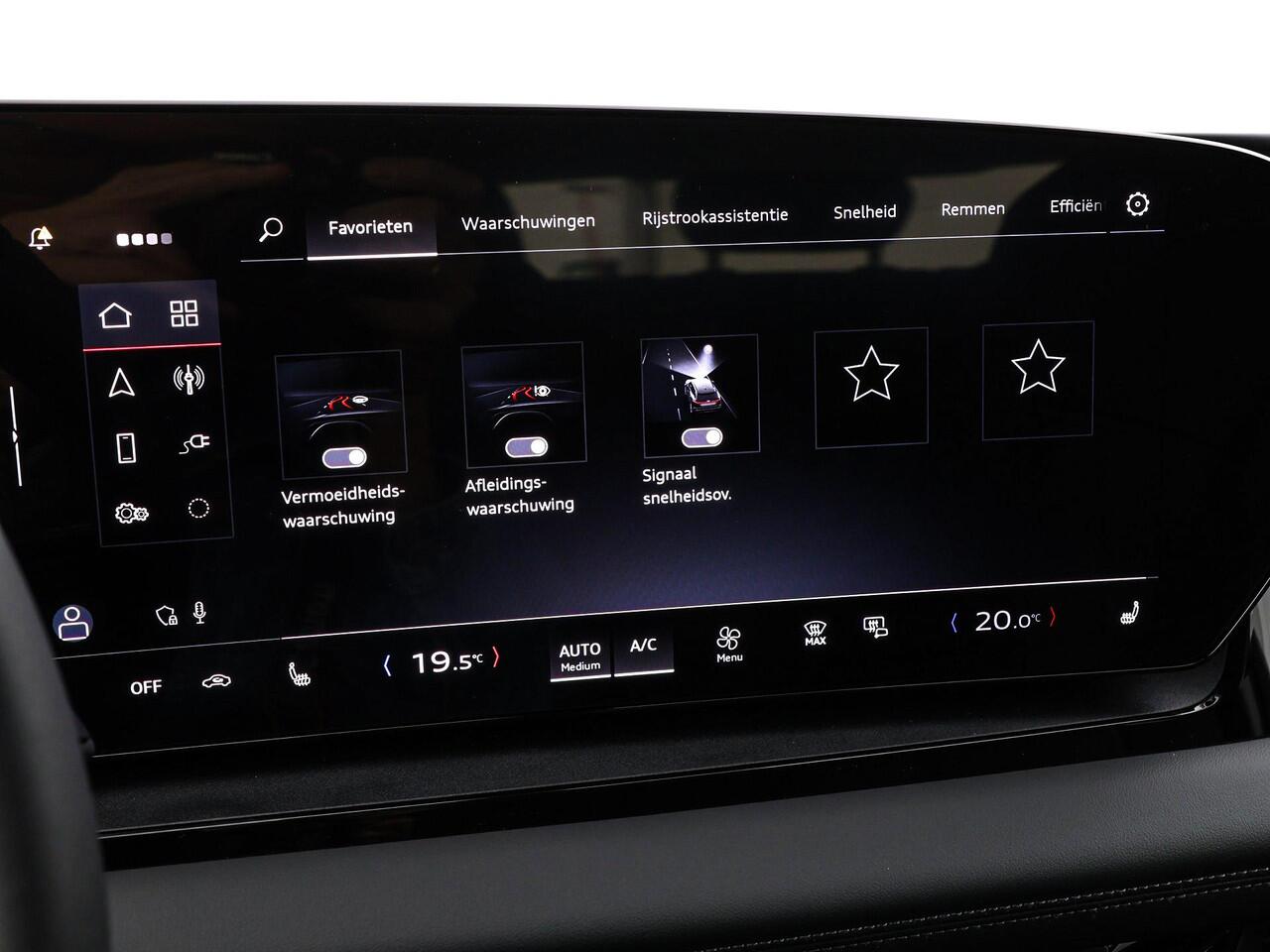 Audi Q6 e-tron Advanced edition 252 PK · Trekhaak, mechanisch draaibaar · Sportstoel zwart leder-kunstl. · 2-spaaks sport mf afgevl. padd