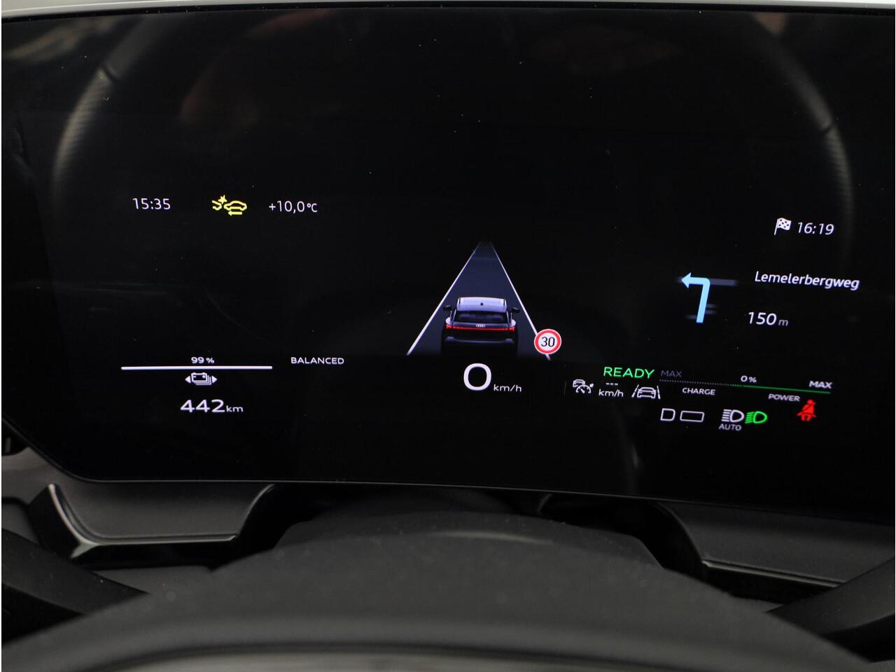 Audi Q6 e-tron First edition 100 kWh 388pk | MMI bijrijdersscherm | 20 inch lichtmetalen velgen | Leder S- line interieur