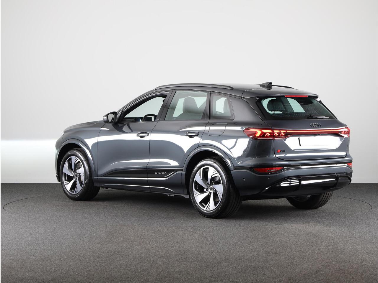 Audi Q6 e-tron S edition performance 100 kWh 306PK | Private lease vanaf ¤1144,- pm | adaptive air suspension | oled achterlichten