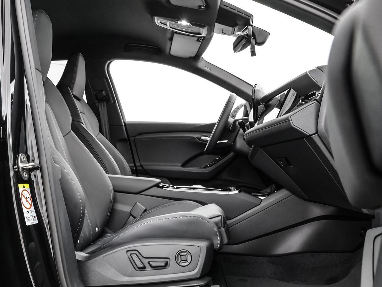 Audi Q6 e-tron S edition 252 PK · Tech pro · Stoelventilatie voorin · Trekhaak, mechanisch draaibaar