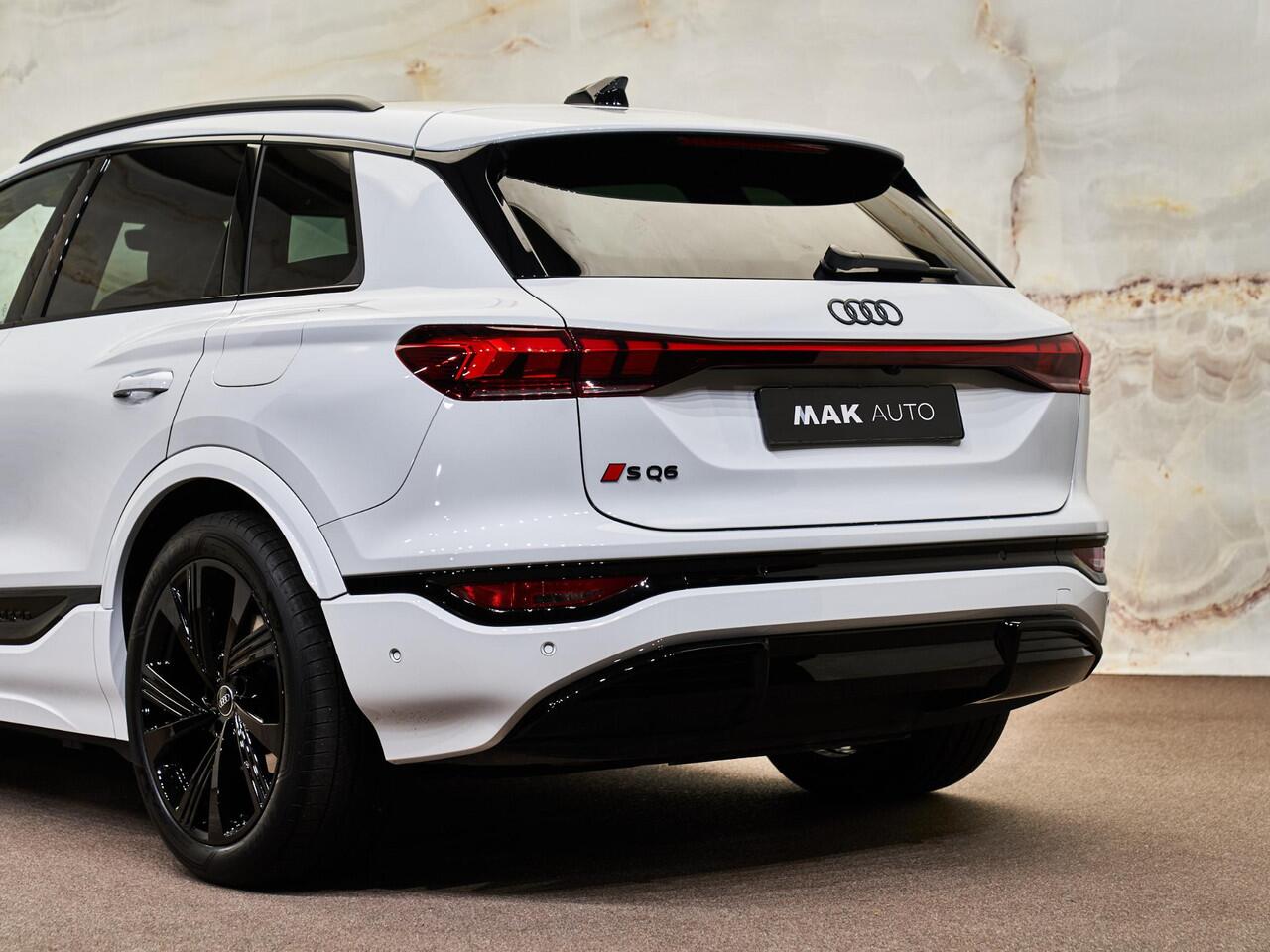 Audi Q6 SQ6 e-tron Quattro, pano, 21", matrix-LED, B&O, bijrijdersdisplay, luchtv., HUD, ACC, privacy