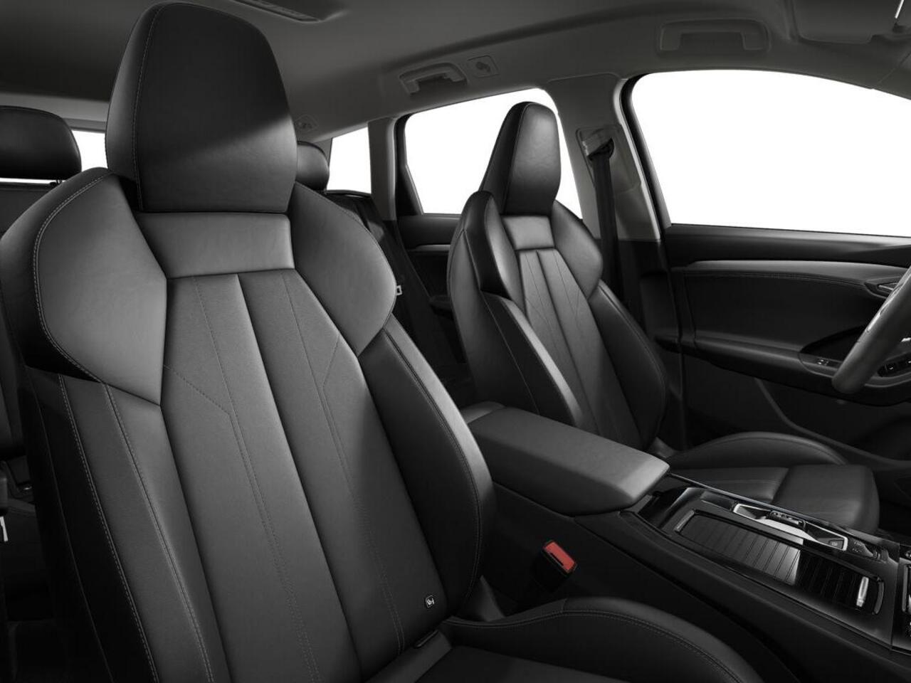 Audi Q6 e-tron Advanced edition 252 PK · Trekhaak, mechanisch draaibaar · Sportstoel zwart leder-kunstl.