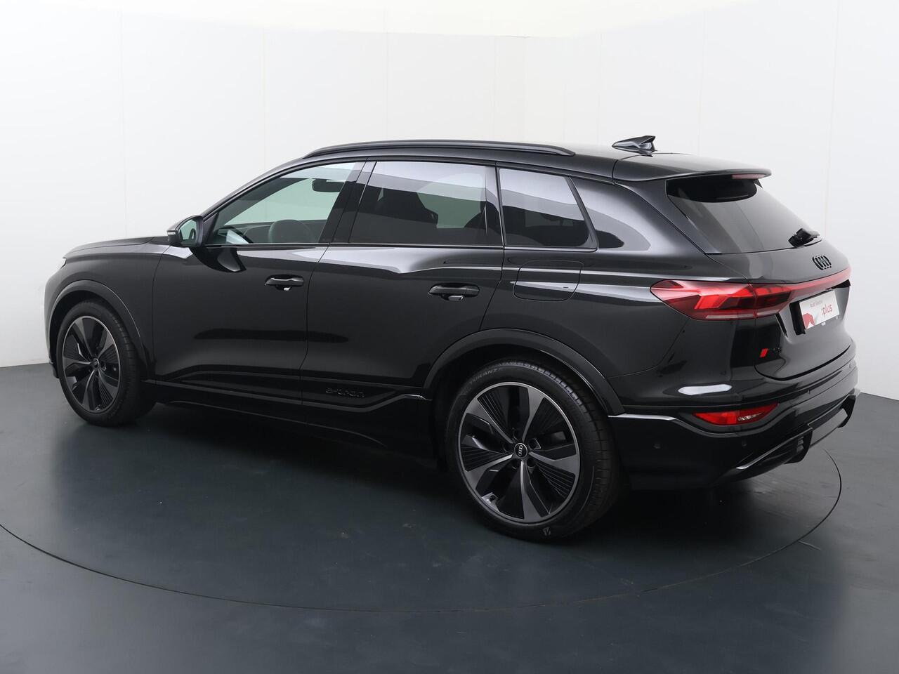 Audi Q6 SQ6 e-tron Quattro 100 kWh | 490 PK | SoH 97% | 490 PK | SoH 97% | S-line | Luchtvering | B&O | Achteruitrijcamera | Virtual cockpit |