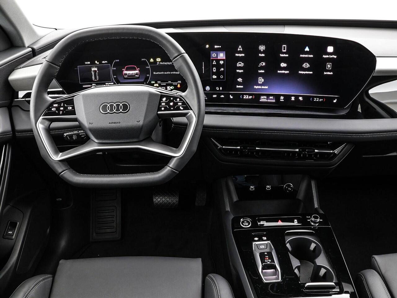 Audi Q6 e-tron Advanced edition 252 PK · Trekhaak, mechanisch draaibaar · Sportstoel zwart leder-kunstl. · 2-spaaks sport mf afgevl. padd