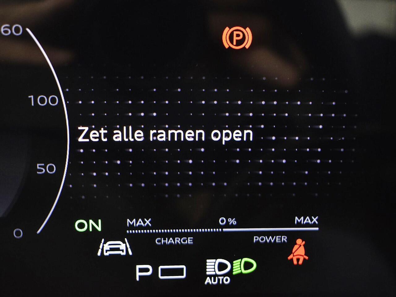 Audi Q6 e-tron S edition (B1) e-tron perf 225kW/306pk 100Kwh Hat Audi Q6 e-tron S edition performance 100 kWh · Luchtvering · Adaptive cruise control · Camera's rondom