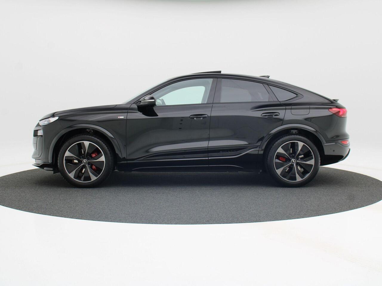 Audi Q6 Sportback S edition e-tron 55 100 kWh | 388 PK | 21 inch velgen | Privacyglas | Zwart optiek | Glazen Panoramadak | Rode remzadels |