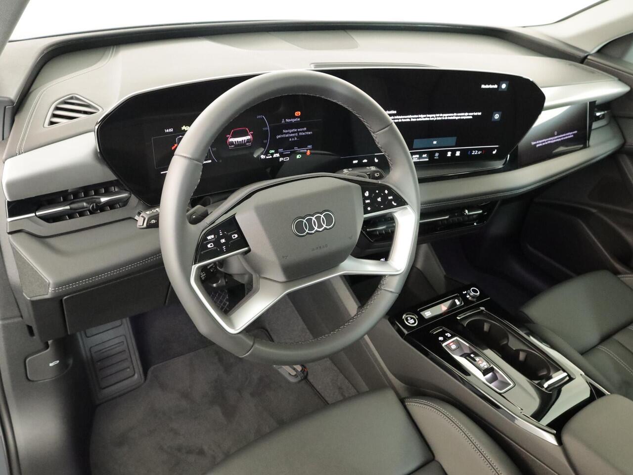 Audi Q6 e-tron Advanced edition e-tron perf 225kW/306pk 100Kwh Ha Tech Plus pakket, sportstoelen met leder, bumpers in kleur carrosserie, omgevingscamera's