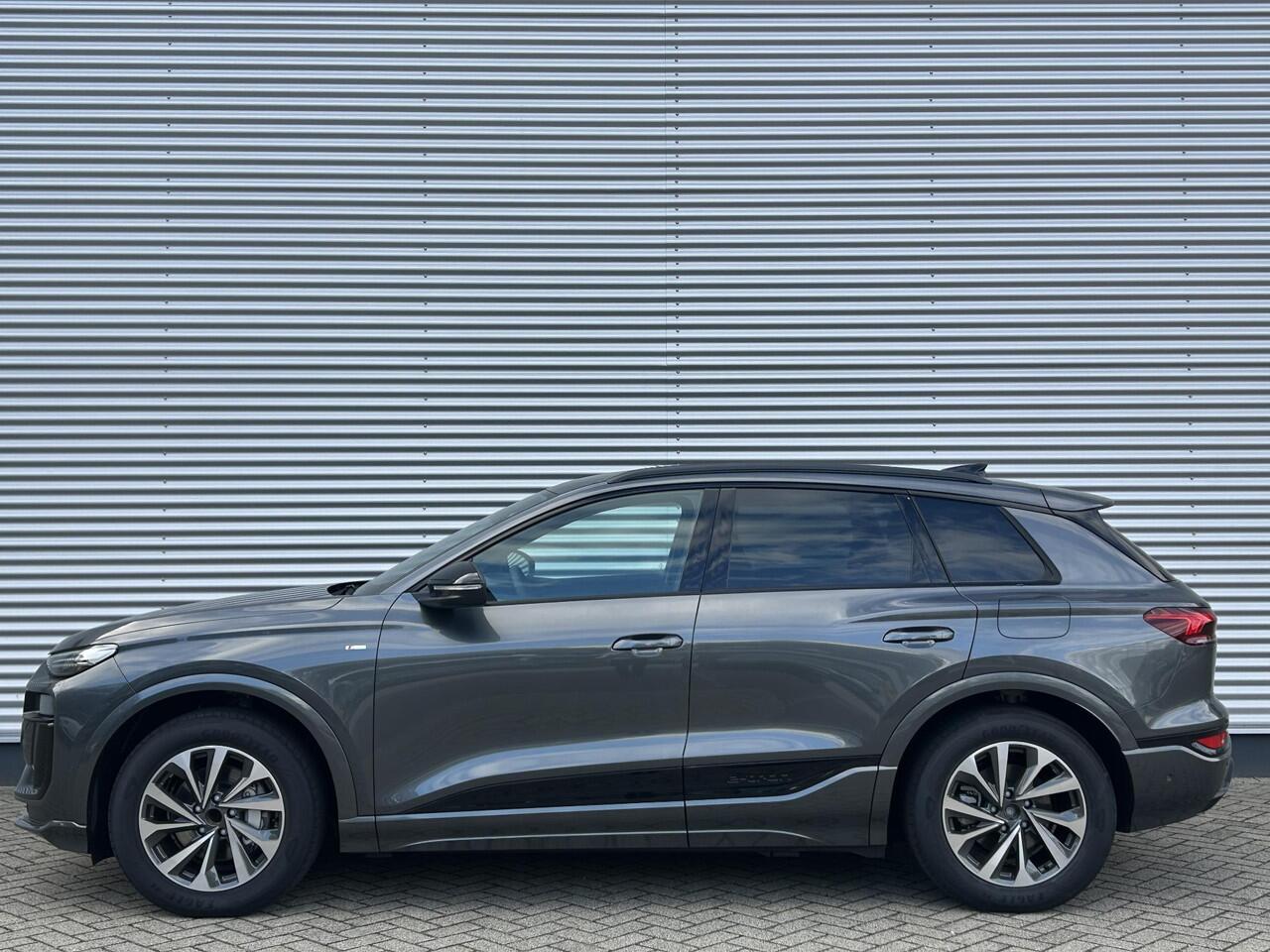 Audi Q6 e-tron Advanced edition Performance 100 Kwh / 306 PK | Matrix LED | Trekhaak | Stuurverwarming | Zwart optiek pakket