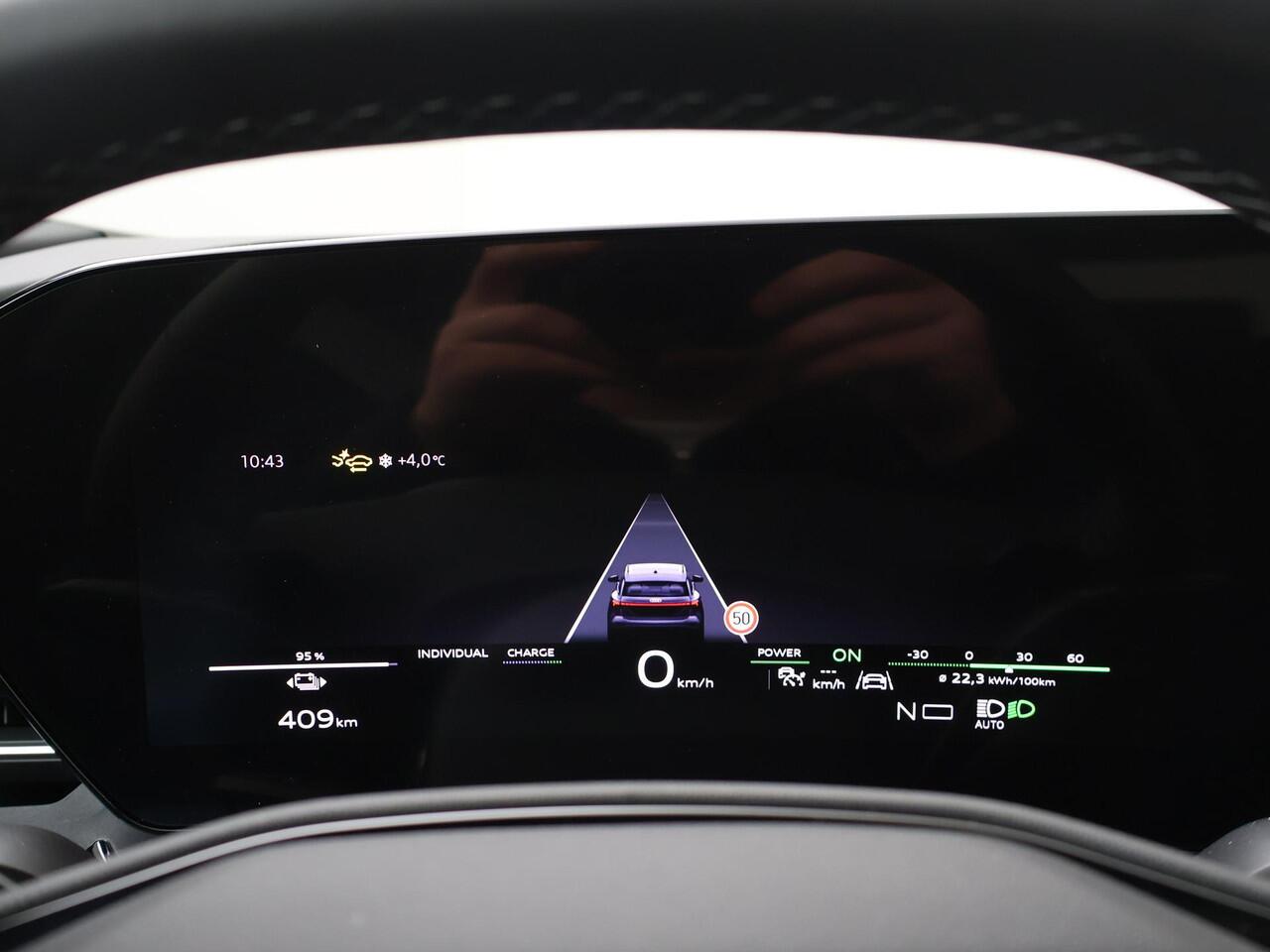 Audi Q6 e-tron S edition e-tron performance 100kWh | Luchtvering | elektrisch verstelbare, verwarmbare stoelen en stuurwiel | Adaptive Cruise Controle | 360 graden camera